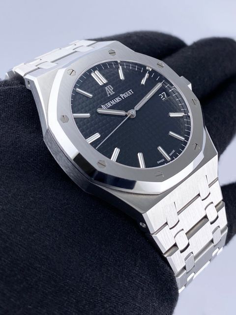 Audemars Piguet Royal Oak 15500ST.OO.1220ST.03 Image 3